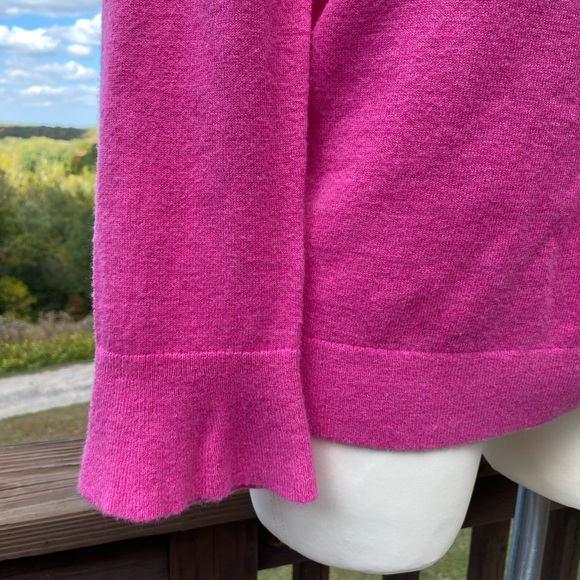 TALBOTS Lightweight Pink Wool Sweater Gold Buttons | Size Medium - Picture 8 of 16